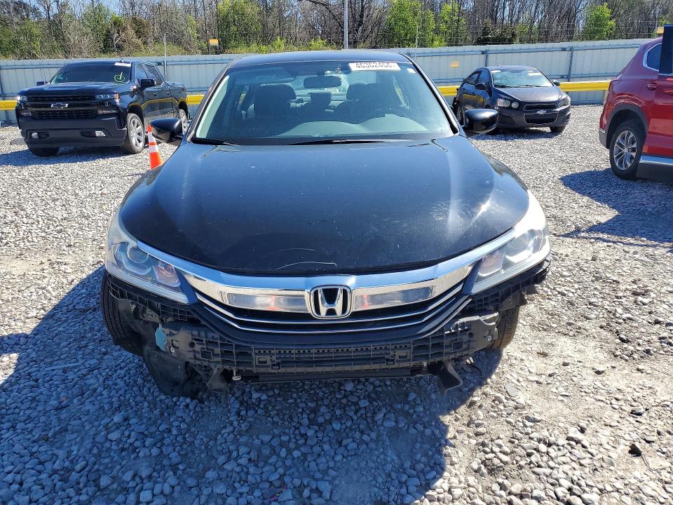 2017 Honda Accord მანქანა იყიდება აუქციონზე, vin: 1HGCR2F33HA001781, აუქციონის ნომერი: 46362466