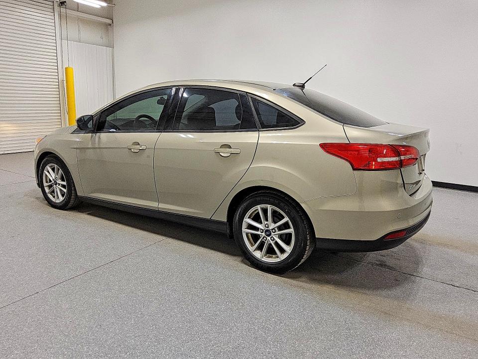 Продажа на аукционе авто 2015 Ford Focus, vin: 1FADP3F21FL211132, номер лота: 46934076
