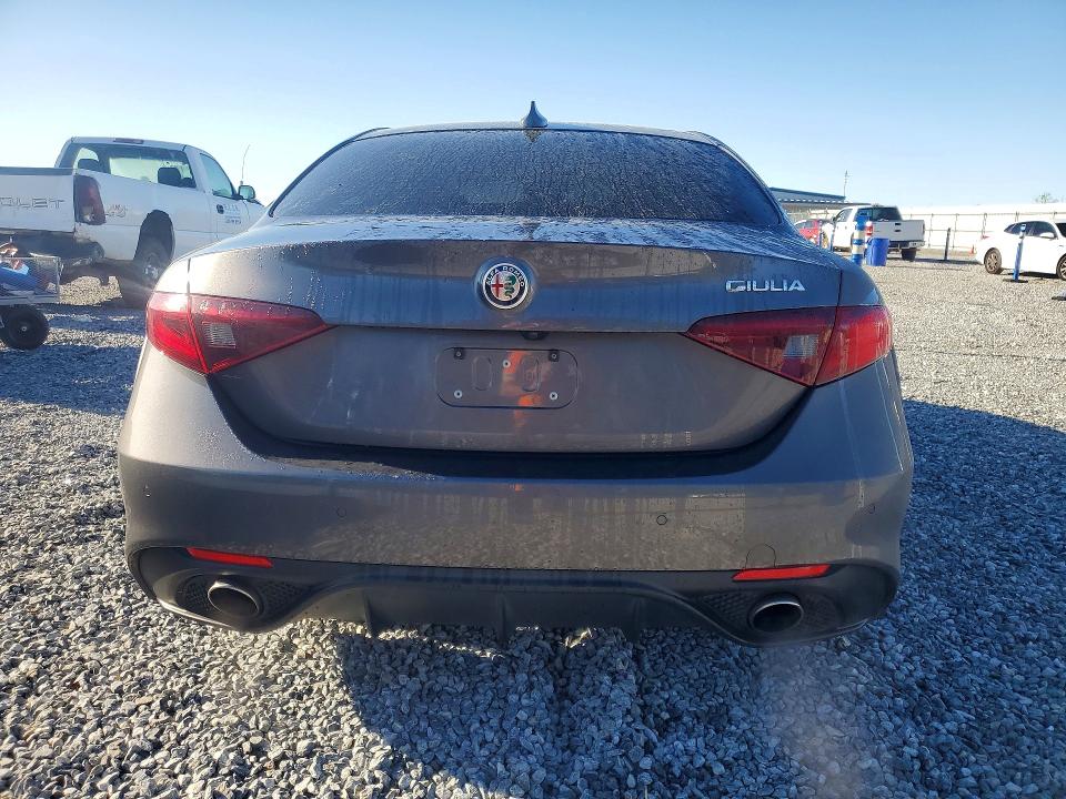 Продажа на аукционе авто 2018 Alfa Romeo Giulia, vin: ZARFAEBN5J7577862, номер лота: 46112746