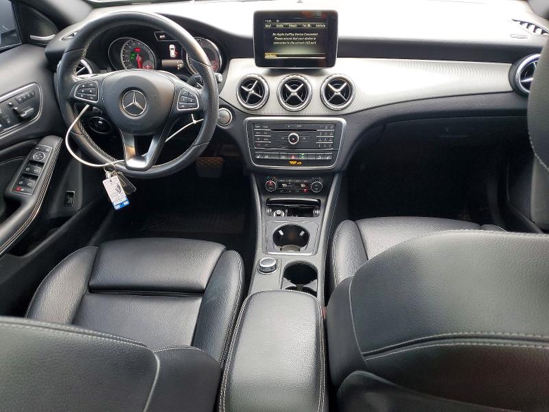 46922376 :رقم المزاد ، WDCTG4GB1HJ338420 vin ، 2017 Mercedes-benz Gla مزاد بيع