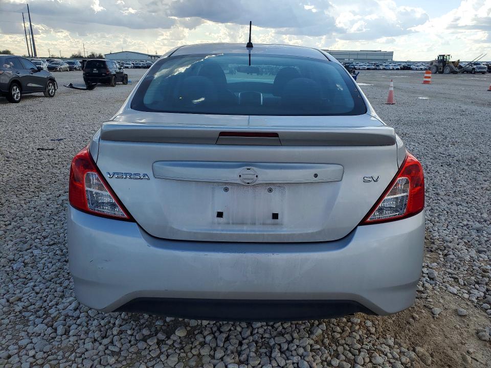Продаж на аукціоні авто 2018 Nissan Versa, vin: 3N1CN7APXJK443255, номер лоту: 45690786