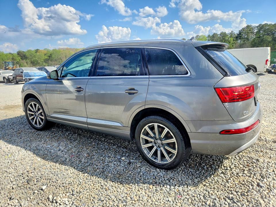 48136316 :رقم المزاد ، WA1VAAF70HD000138 vin ، 2017 Audi Q7 مزاد بيع