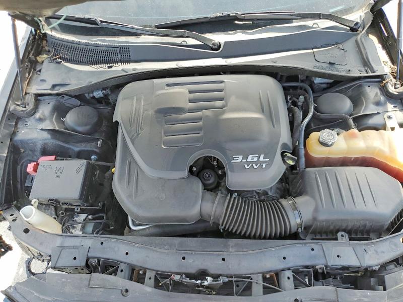 79629775 :رقم المزاد ، 2C3CCAGG0KH648406 vin ، 2019 Chrysler 300 مزاد بيع