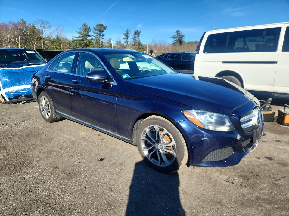 Продажа на аукционе авто 2016 Mercedes-benz C300, vin: 55SWF4KB0GU161795, номер лота: 41916036