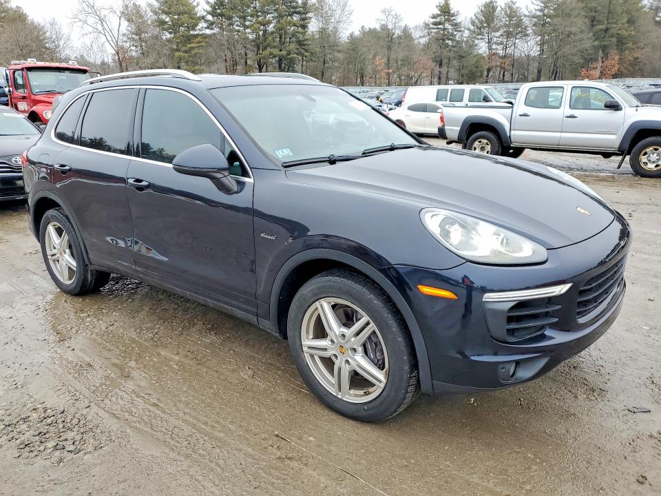 79979335 :رقم المزاد ، WP1AF2A28GLA40297 vin ، 2016 Porsche Cayenne مزاد بيع