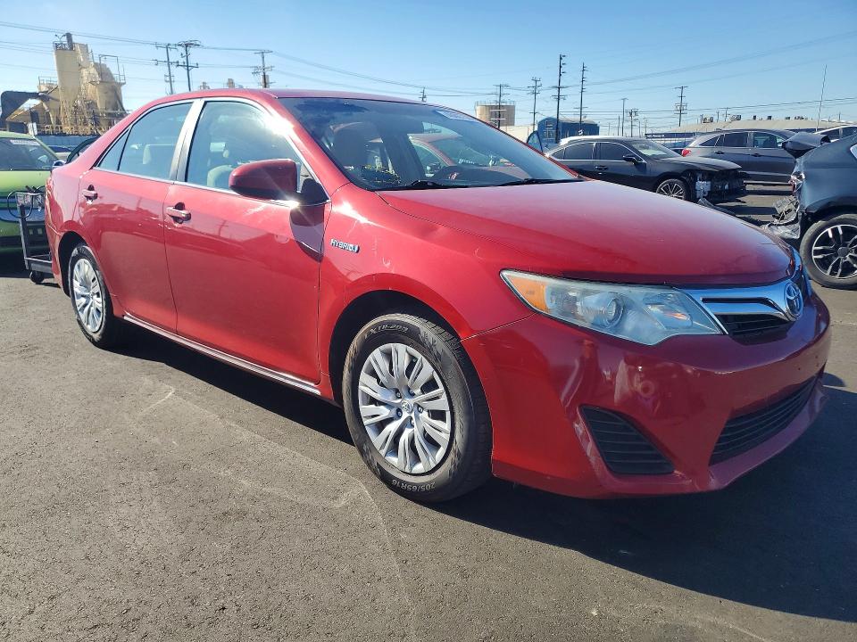 46867586 :رقم المزاد ، 4T1BD1FK8EU136934 vin ، 2014 Toyota Camry Hybrid مزاد بيع