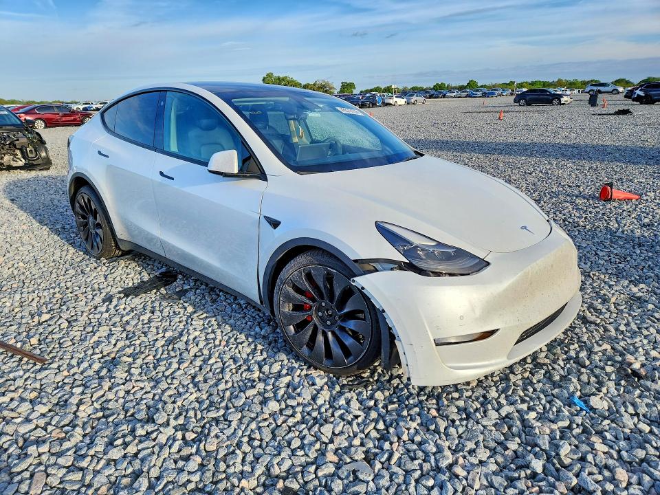 Продаж на аукціоні авто 2022 Tesla Model Y, vin: 7SAYGDEF8NF326952, номер лоту: 46573136