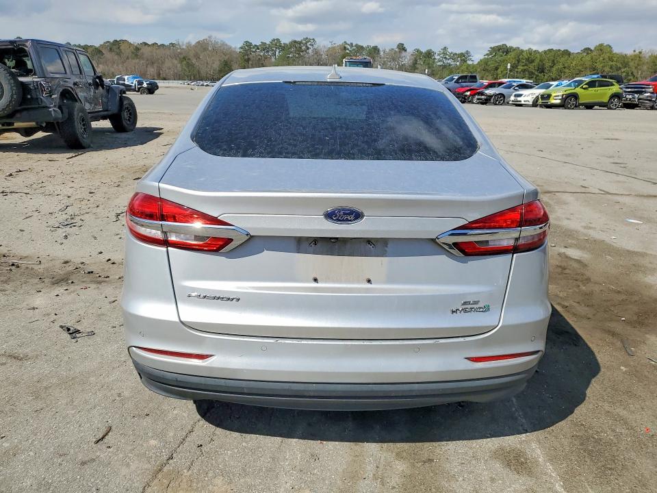 2019 Ford Fusion მანქანა იყიდება აუქციონზე, vin: 3FA6P0LU2KR225422, აუქციონის ნომერი: 41601406
