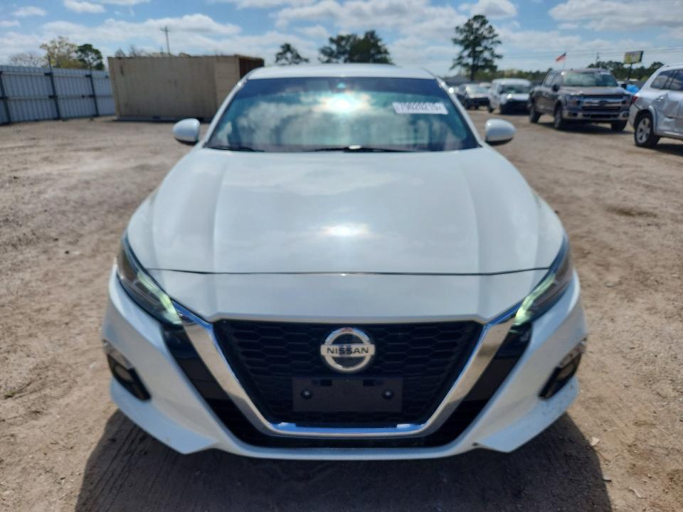 Продаж на аукціоні авто 2020 Nissan Altima, vin: 1N4BL4DV5LN323017, номер лоту: 79020215