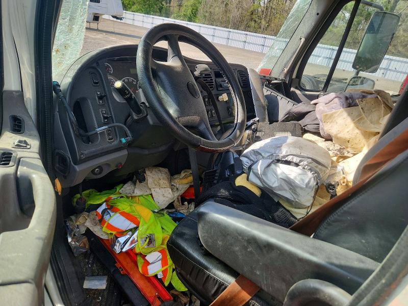 Продажа на аукционе авто 2013 Freightliner M2, vin: 3ALACWDT9DDFE4600, номер лота: 52422376