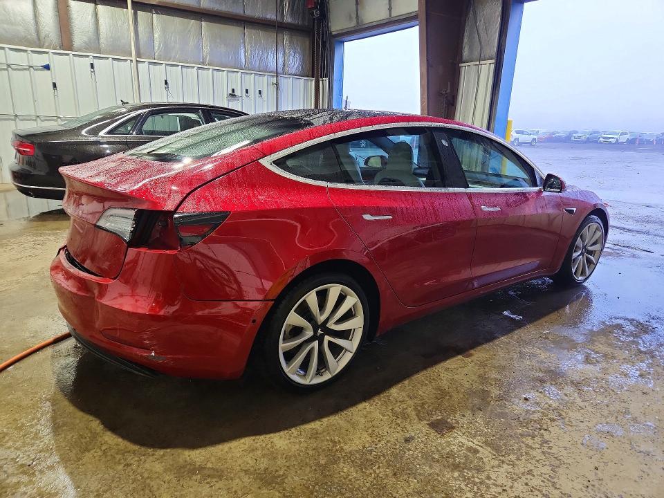 2018 Tesla Model 3 მანქანა იყიდება აუქციონზე, vin: 5YJ3E1EB7JF100744, აუქციონის ნომერი: 79636405