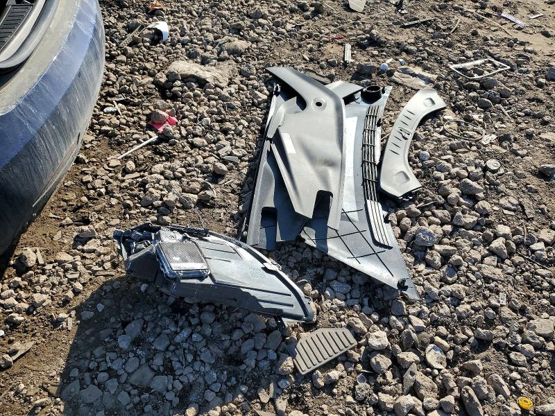 79196665 :رقم المزاد ، 5YJSA1E22HF200395 vin ، 2017 Tesla Model S مزاد بيع