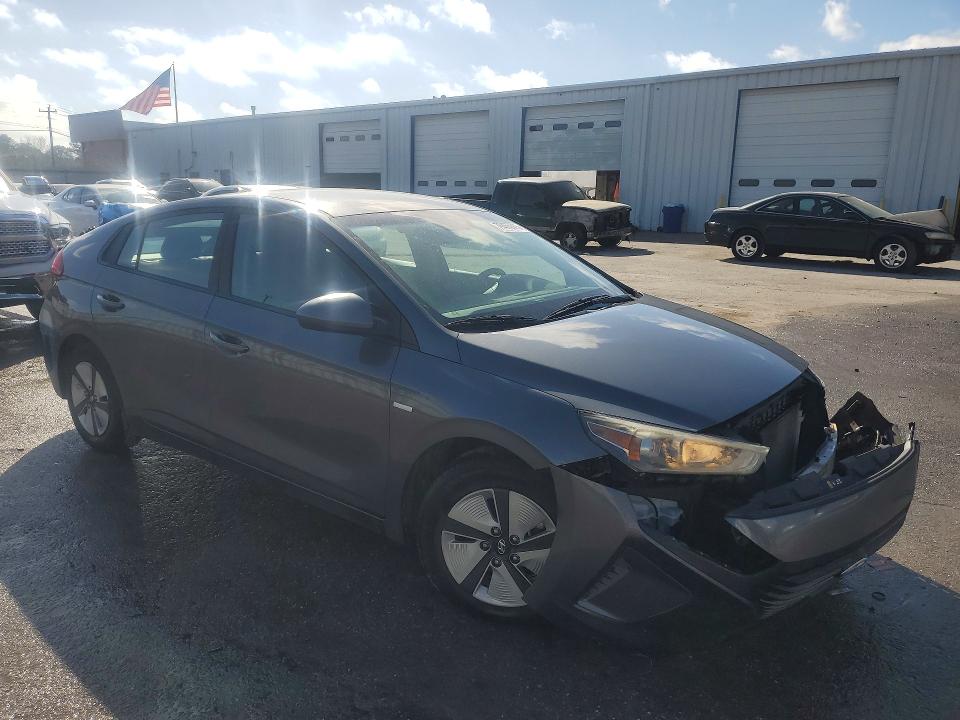Продаж на аукціоні авто 2018 Hyundai Ioniq Hybrid, vin: KMHC65LC7JU075315, номер лоту: 79455675