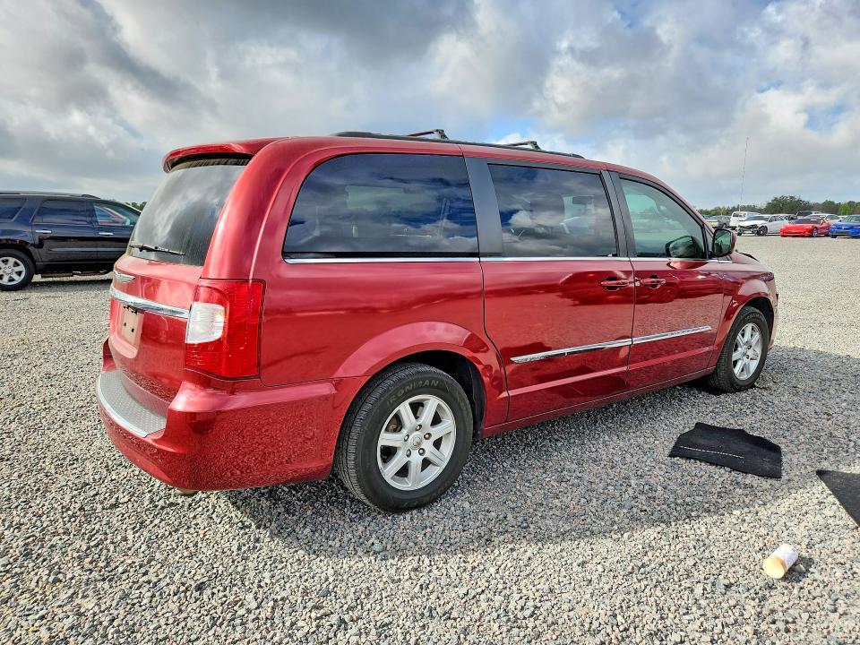 45608606 :رقم المزاد ، 2A4RR5DG4BR676908 vin ، 2011 Chrysler Town & Country مزاد بيع