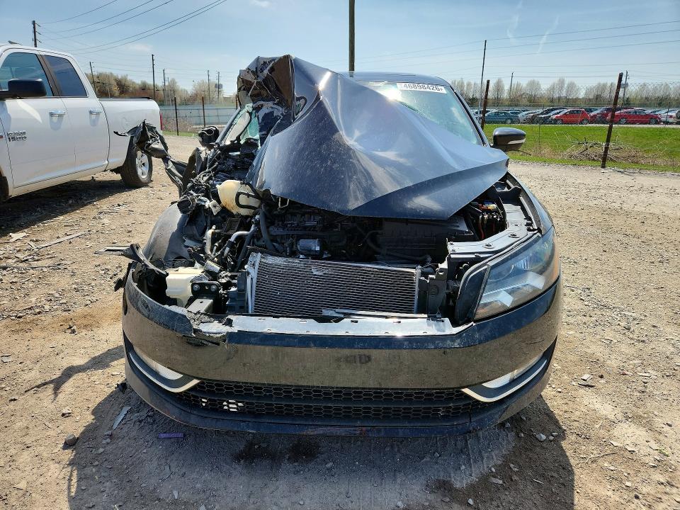 46898426 :رقم المزاد ، 1VWCS7A33EC007536 vin ، 2014 Volkswagen Passat مزاد بيع