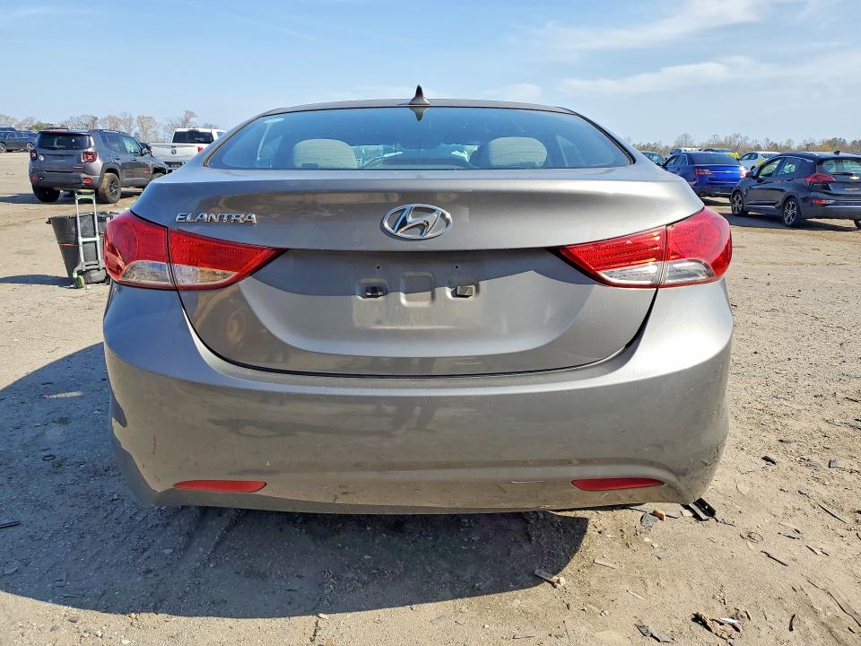 Продаж на аукціоні авто 2013 Hyundai Elantra, vin: 5NPDH4AE9DH198954, номер лоту: 47911836