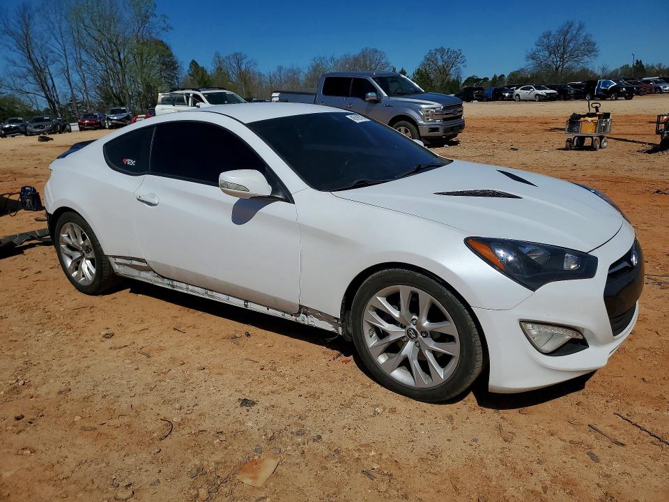Auction sale of the 2016 Hyundai Genesis Coupe, vin: KMHHT6KJ3GU132591, lot number: 45798706