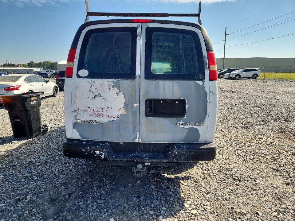 51265486 :رقم المزاد ، 1GCGG25V661103808 vin ، 2006 Chev Express G2500 مزاد بيع