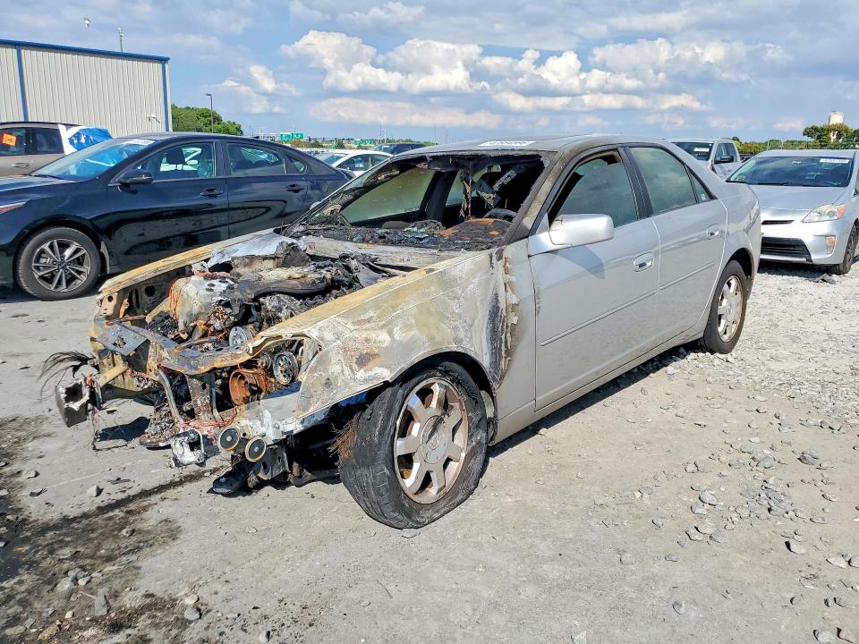 2004 Cadillac Cts მანქანა იყიდება აუქციონზე, vin: 1G6DM577440139708, აუქციონის ნომერი: 47884596