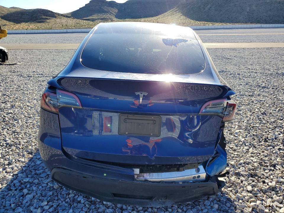 79848625 :رقم المزاد ، 7SAYGDED8RF156175 vin ، 2024 Tesla Model Y مزاد بيع