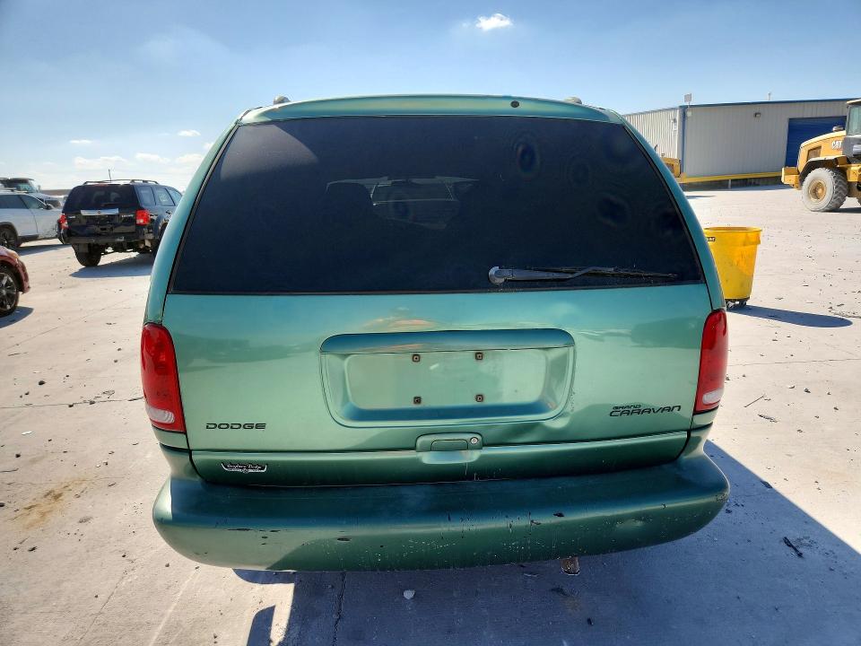 48394196 :رقم المزاد ، 2B4GP44G4WR553657 vin ، 1998 Dodge Grand Caravan مزاد بيع