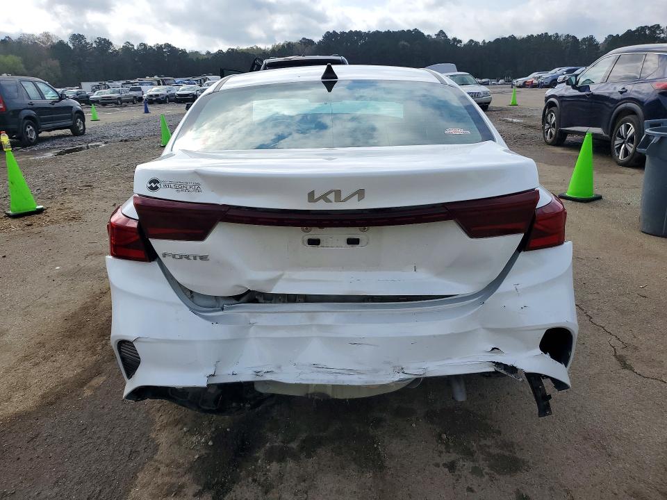 2024 Kia Forte მანქანა იყიდება აუქციონზე, vin: 3KPF24AD5RE769787, აუქციონის ნომერი: 79828195