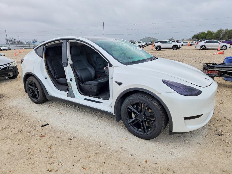 2021 Tesla Model Y მანქანა იყიდება აუქციონზე, vin: 5YJYGDEEXMF157018, აუქციონის ნომერი: 42065716