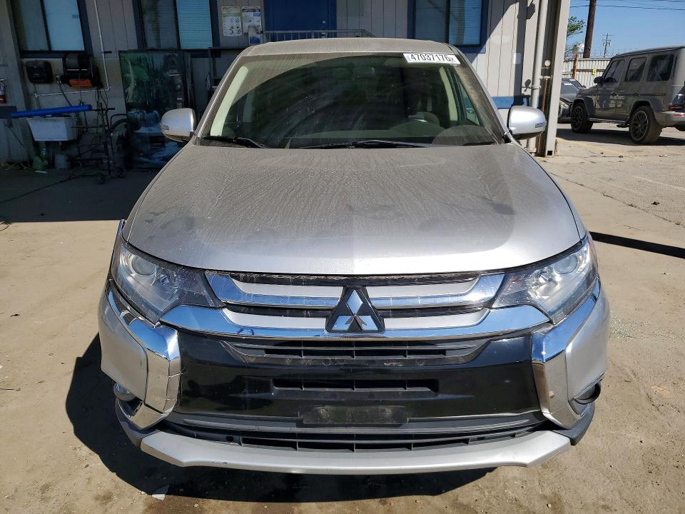 Продаж на аукціоні авто 2018 Mitsubishi Outlander, vin: JA4AD3A3XJJ004288, номер лоту: 47037176