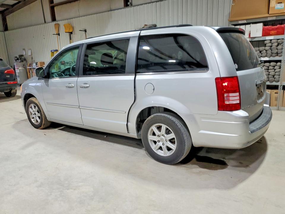 Продажа на аукционе авто 2010 Chrysler Town & Country, vin: 2A4RR5D1XAR492549, номер лота: 45880626