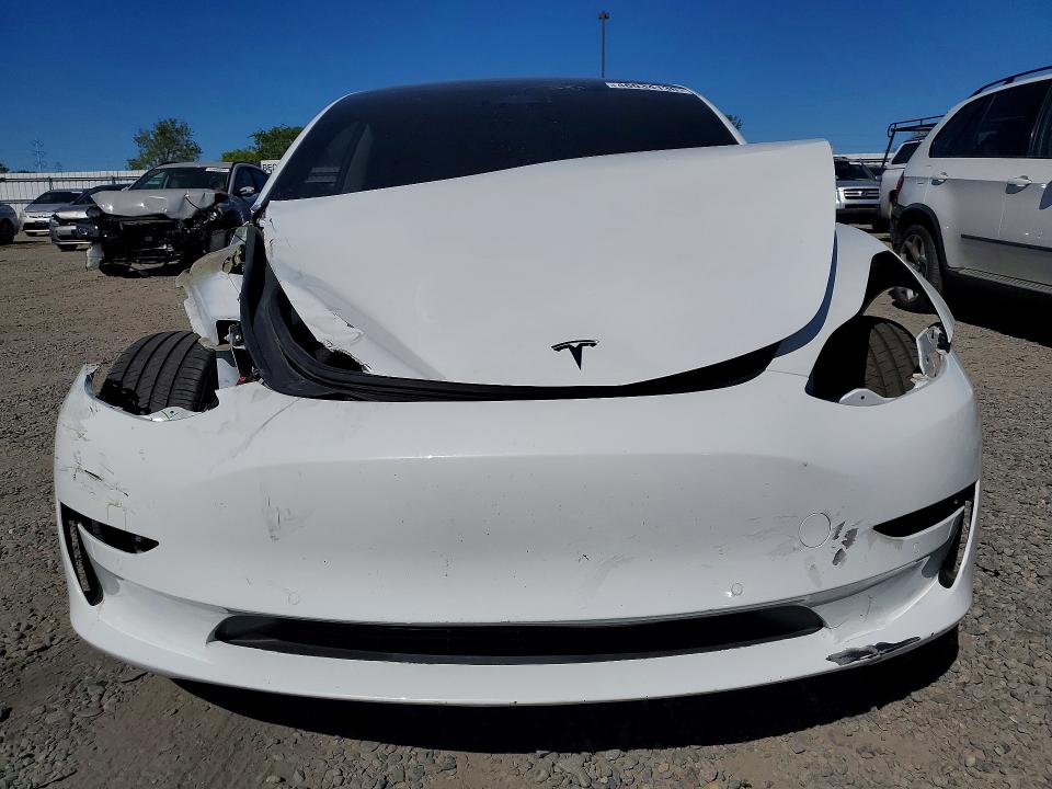 46034136 :رقم المزاد ، 5YJ3E1EA6MF018029 vin ، 2021 Tesla Model 3 مزاد بيع