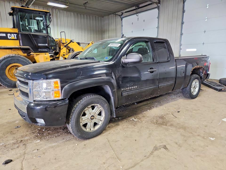 Продажа на аукционе авто 2011 Chevrolet Silverado, vin: 1GCRKSE39BZ146332, номер лота: 45443866