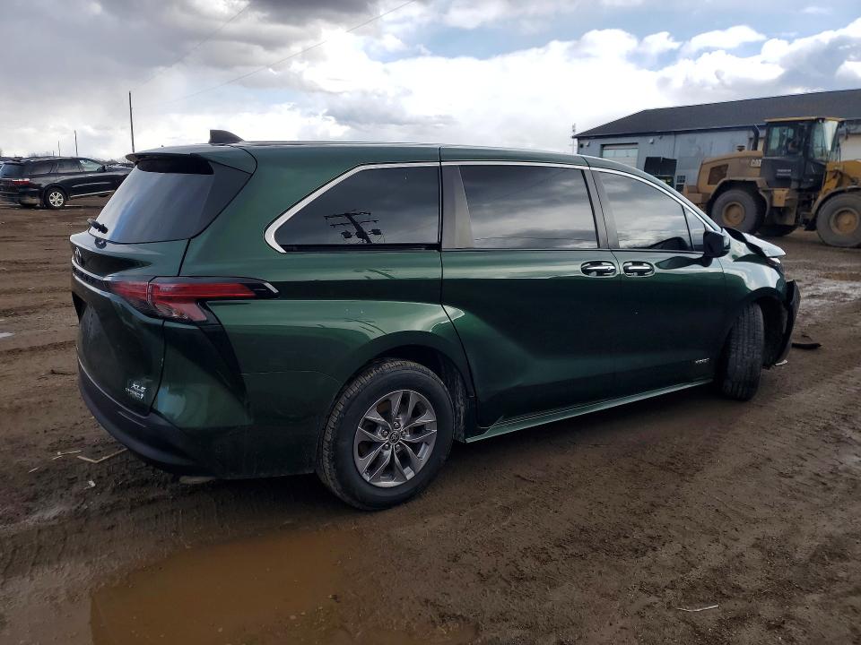 Продажа на аукционе авто 2021 Toyota Sienna, vin: 5TDYRKEC1MS041103, номер лота: 41639596