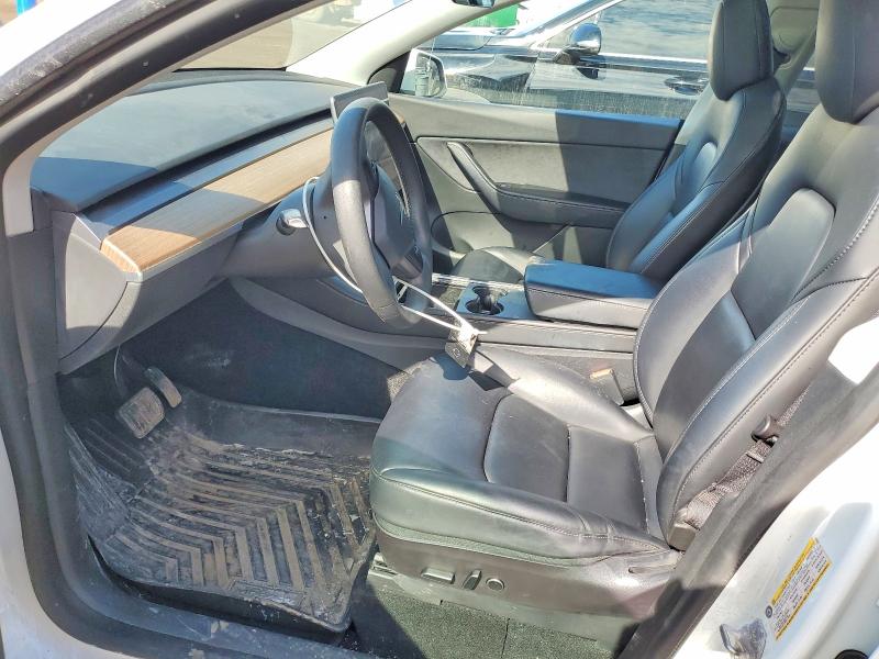 41877826 :رقم المزاد ، 7SAYGDEE9NF425531 vin ، 2022 Tesla Model Y مزاد بيع