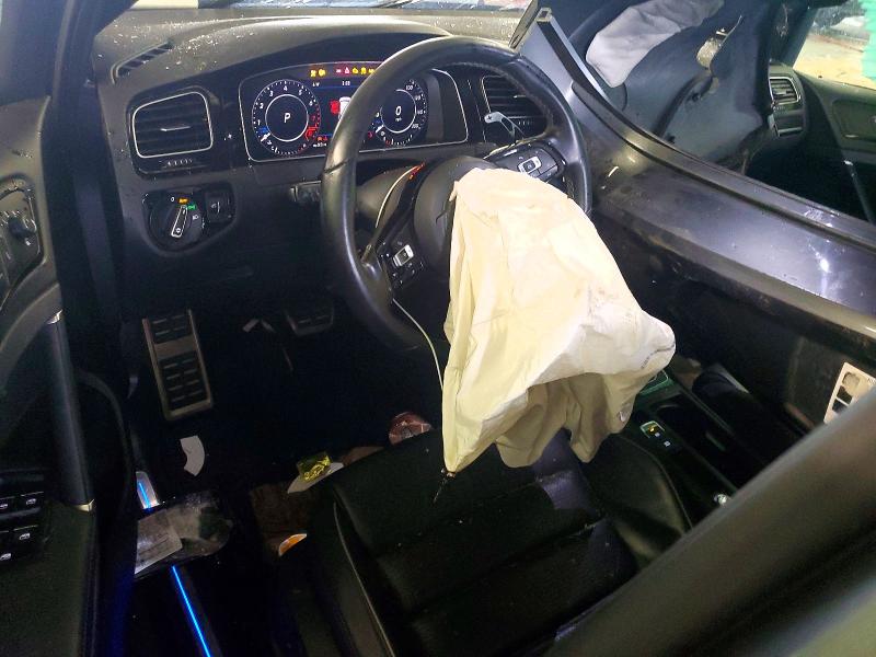 48279016 :رقم المزاد ، WVWVF7AU9JW105746 vin ، 2018 Volkswagen Golf R مزاد بيع