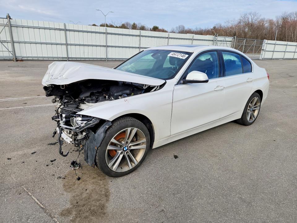 46412146 :رقم المزاد ، WBA8D9G35HNU63663 vin ، 2017 Bmw 330 مزاد بيع