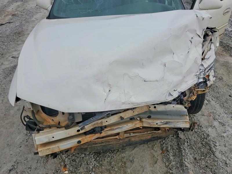 77241755 :رقم المزاد ، 2G4WB52K241322287 vin ، 2004 Buick Regal مزاد بيع
