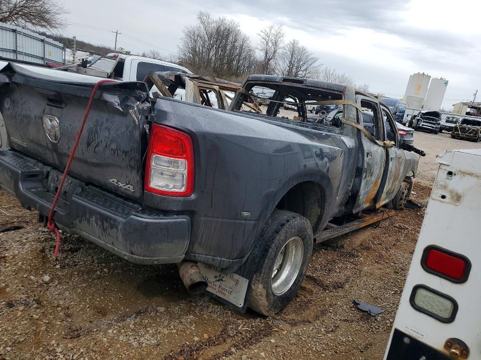 54242426 :رقم المزاد ، 3C63RRHL1KG515729 vin ، 2019 Ram 3500 مزاد بيع