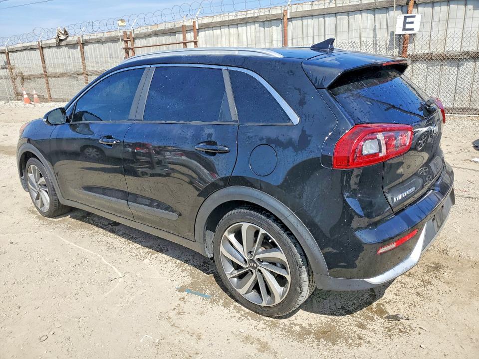 47781226 :رقم المزاد ، KNDCE3LC5H5079718 vin ، 2017 Kia Niro مزاد بيع