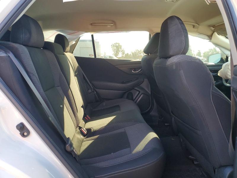 45567656 :رقم المزاد ، 4S4BTACC4M3165576 vin ، 2021 Subaru Outback مزاد بيع