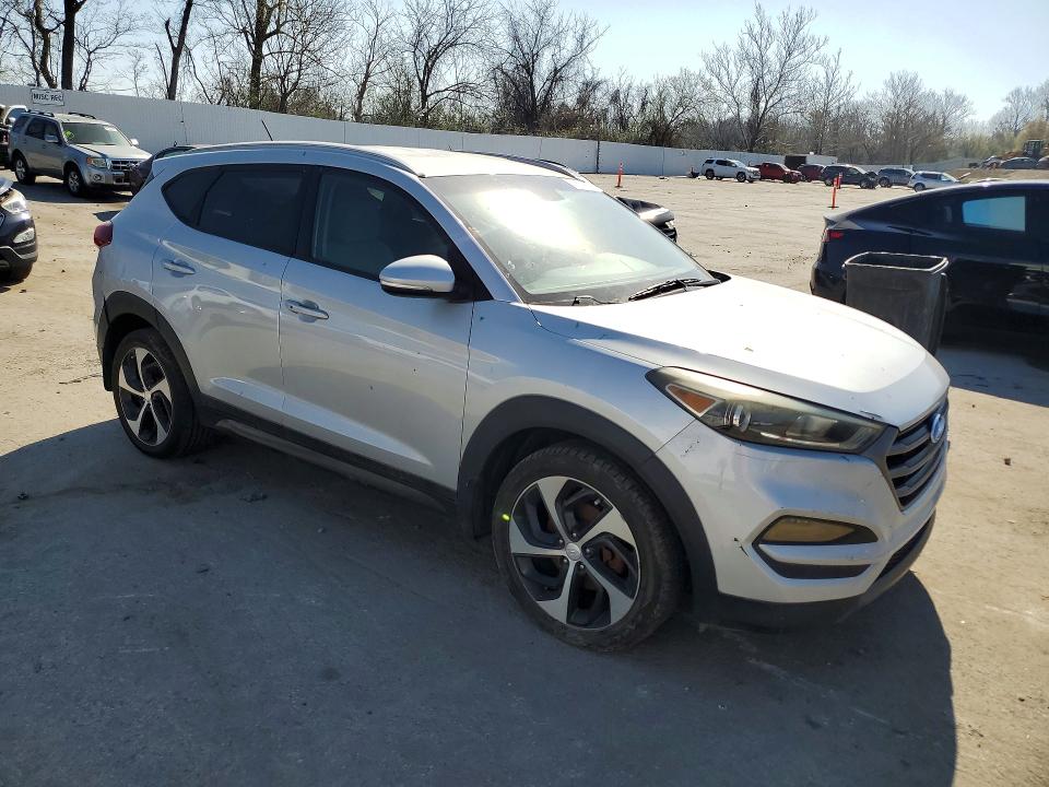 Продажа на аукционе авто 2016 Hyundai Tucson, vin: KM8J3CA27GU057372, номер лота: 47419636
