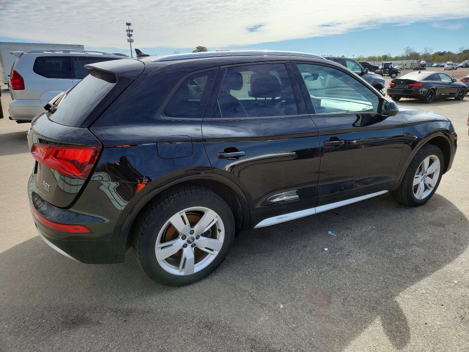 Продажа на аукционе авто 2018 Audi Q5, vin: WA1ANAFY0J2008804, номер лота: 46323926
