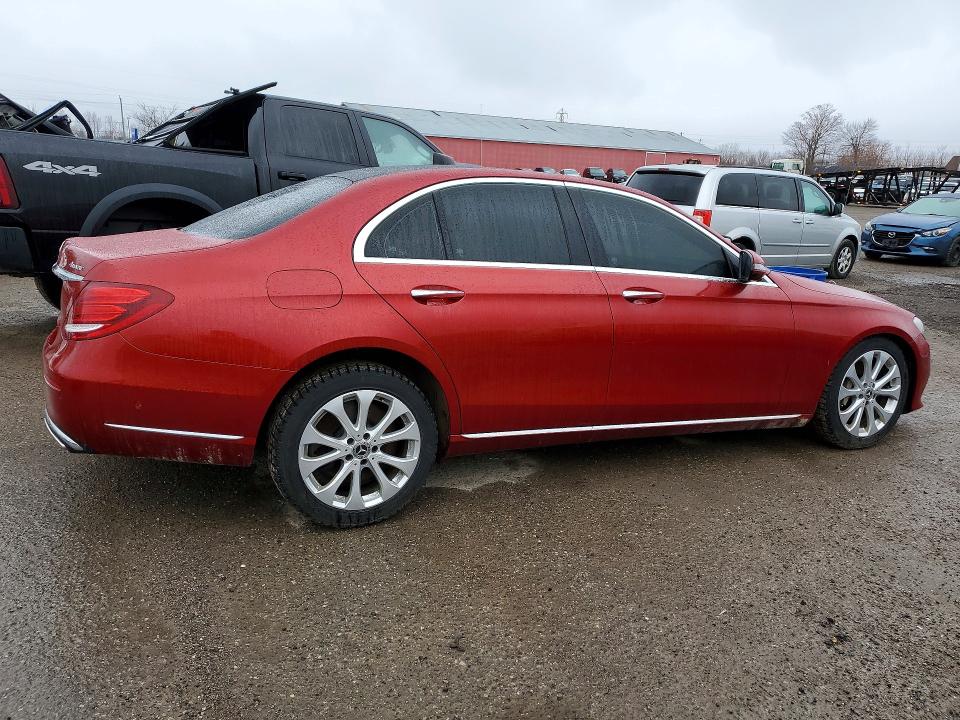 45792636 :رقم المزاد ، WDDZF6GB4JA353567 vin ، 2018 Mercedes-benz E مزاد بيع