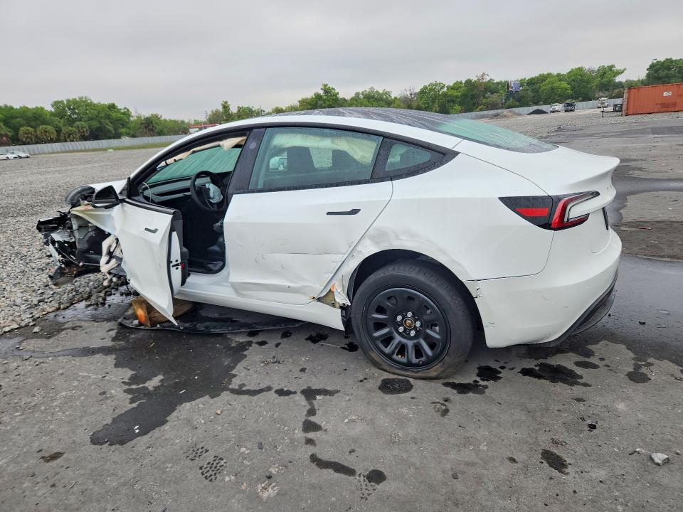 Продажа на аукционе авто 2025 Tesla Model 3, vin: 5YJ3E1EA4SF131586, номер лота: 46009196