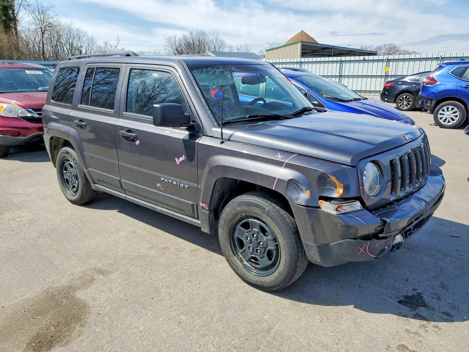 46548916 :رقم المزاد ، 1C4NJPBB0HD131136 vin ، 2017 Jeep Patriot مزاد بيع