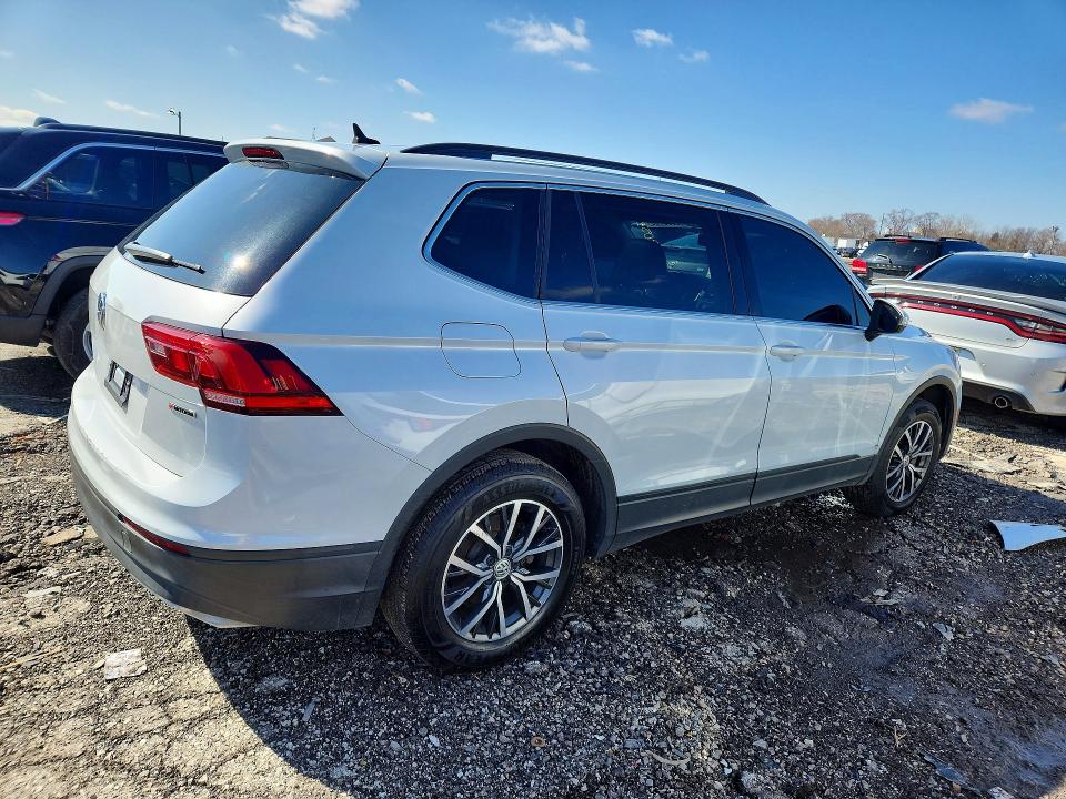45805756 :رقم المزاد ، 3VV2B7AX7KM051701 vin ، 2019 Volkswagen Tiguan مزاد بيع