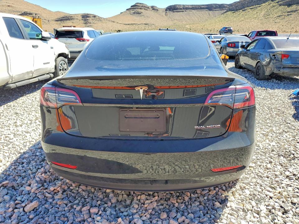 Продажа на аукционе авто 2023 Tesla Model 3, vin: 5YJ3E1EC8PF518179, номер лота: 45884026