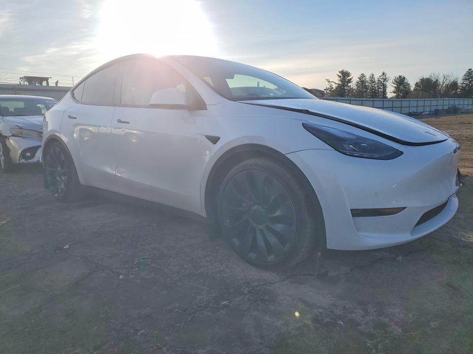 2022 Tesla Model Y მანქანა იყიდება აუქციონზე, vin: 7SAYGDEF5NF518166, აუქციონის ნომერი: 79342765