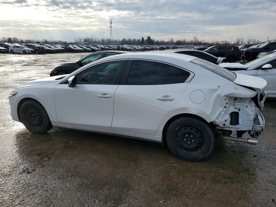 79393325 :رقم المزاد ، 3MZBPBCM7PM359350 vin ، 2023 Mazda 3 مزاد بيع