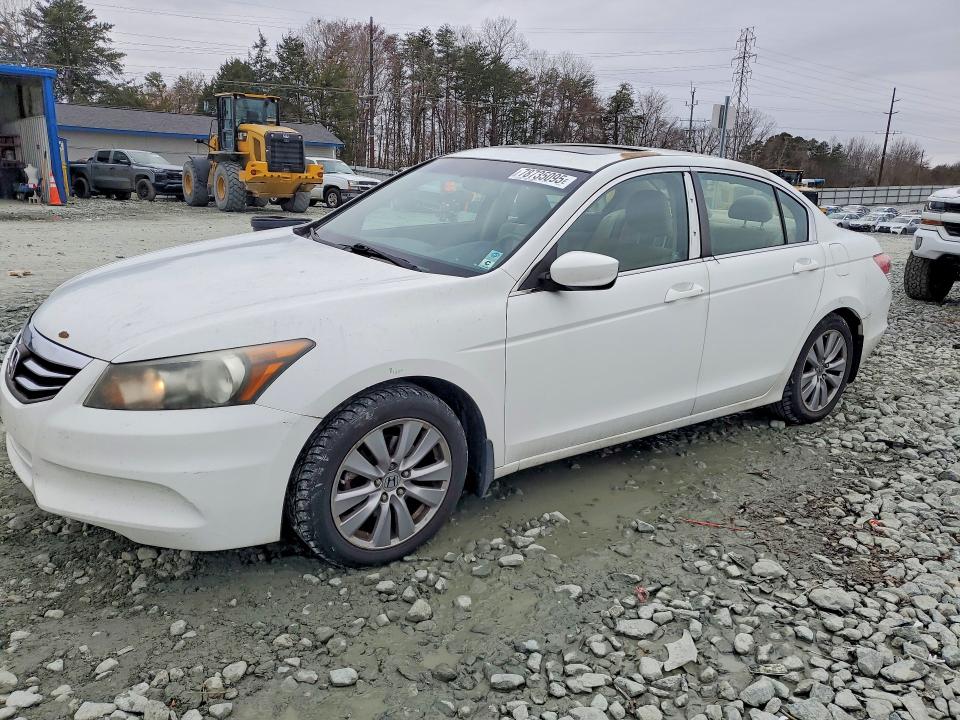 2012 Honda Accord მანქანა იყიდება აუქციონზე, vin: 1HGCP2F75CA026425, აუქციონის ნომერი: 78735095