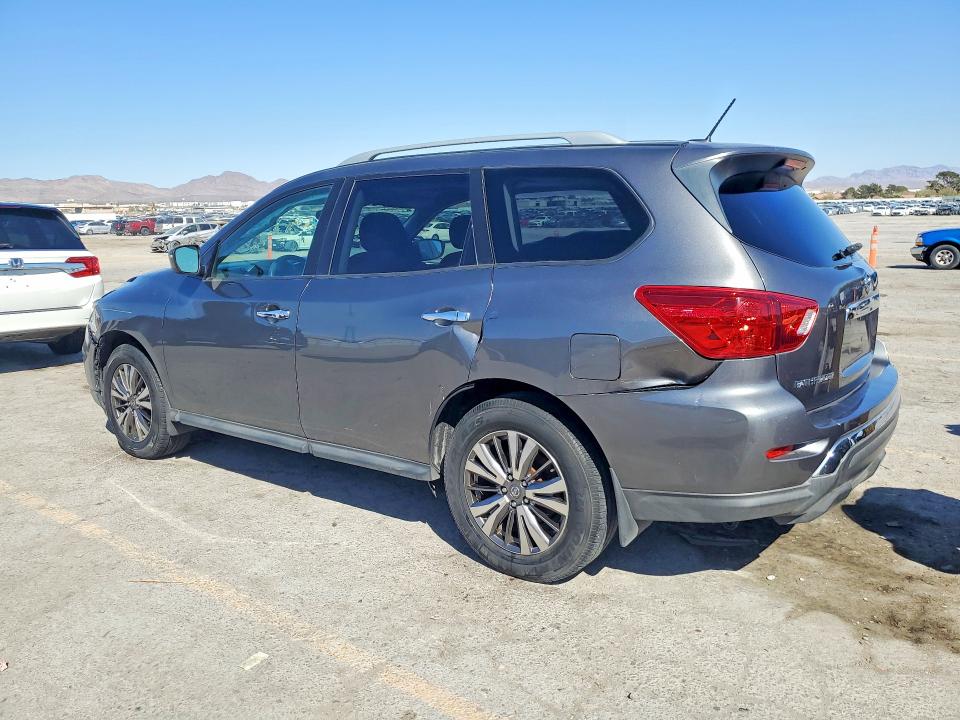 79796285 :رقم المزاد ، 5N1DR2MN3JC663129 vin ، 2018 Nissan Pathfinder مزاد بيع